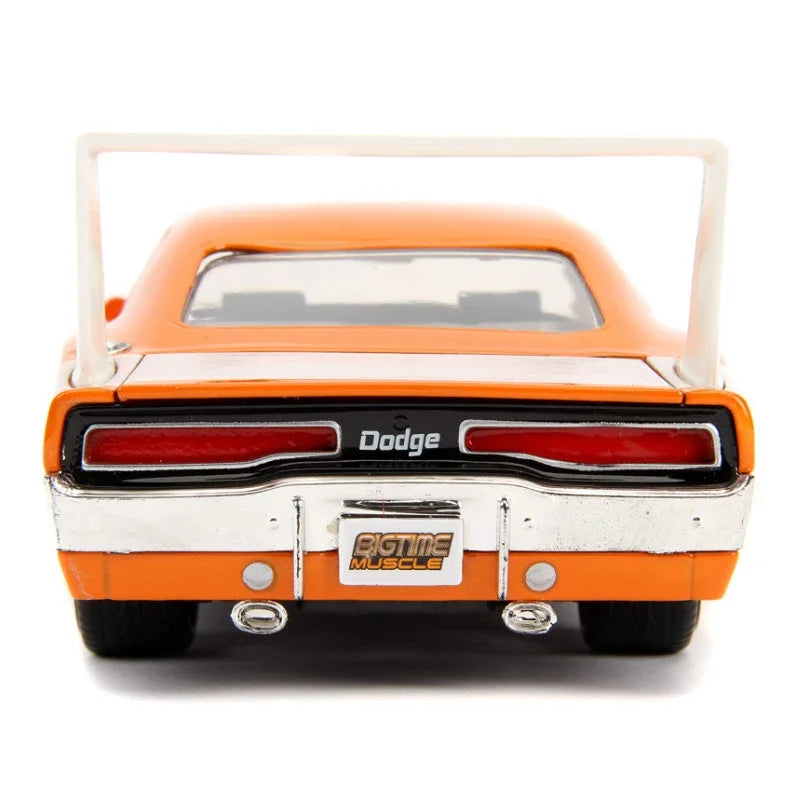 1:24 scale diecast model of a 1969 Dodge Charger Daytona, featuring a high simulation design with detailed metal alloy construction, perfect for collectors and muscle car enthusiasts.