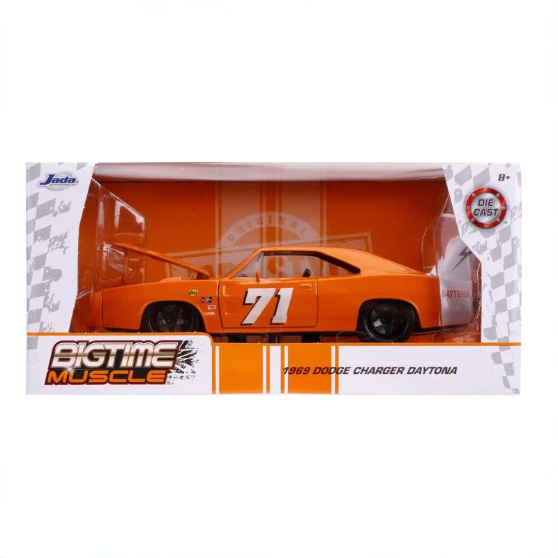 1:24 scale diecast model of a 1969 Dodge Charger Daytona, featuring a high simulation design with detailed metal alloy construction, perfect for collectors and muscle car enthusiasts.