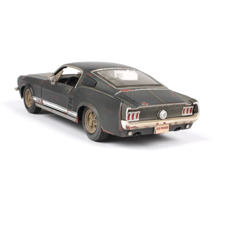 1:24 scale 1967 Ford Mustang GT collectible die-cast model car in retro sports car style, featuring detailed interior and exterior design  