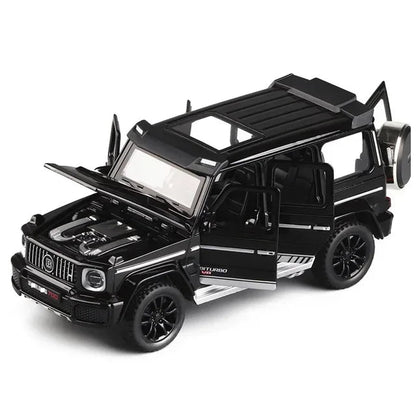 1/32 Mercedes-Benz G700 diecast SUV model featuring detailed design, off-road capability, and sound and light functions