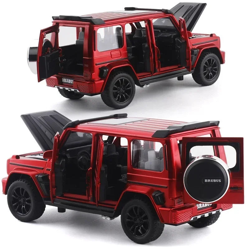 1/32 Mercedes-Benz G700 diecast SUV model featuring detailed design, off-road capability, and sound and light functions